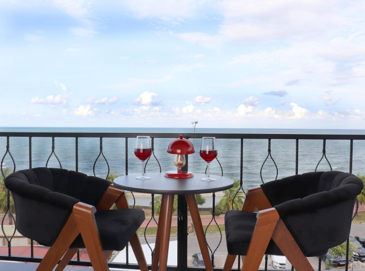 Blue Ay Boutique Hotel أتاكوم المظهر الخارجي الصورة